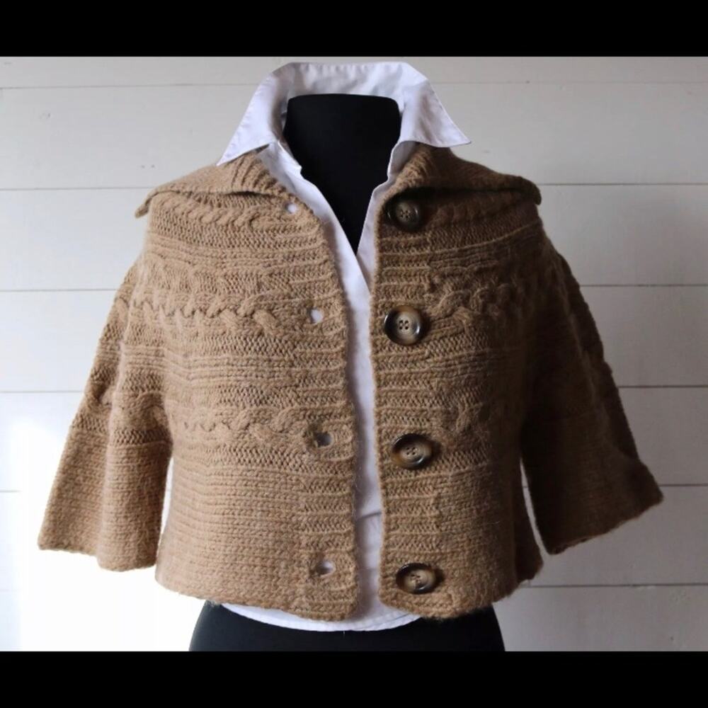 WARM & CUTE! Stambecco S‎ Camel Button Front Sweater Cape Made in Italy - Picture 2 of 7